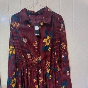 Boohoo Maroon Dress with Floral Accents